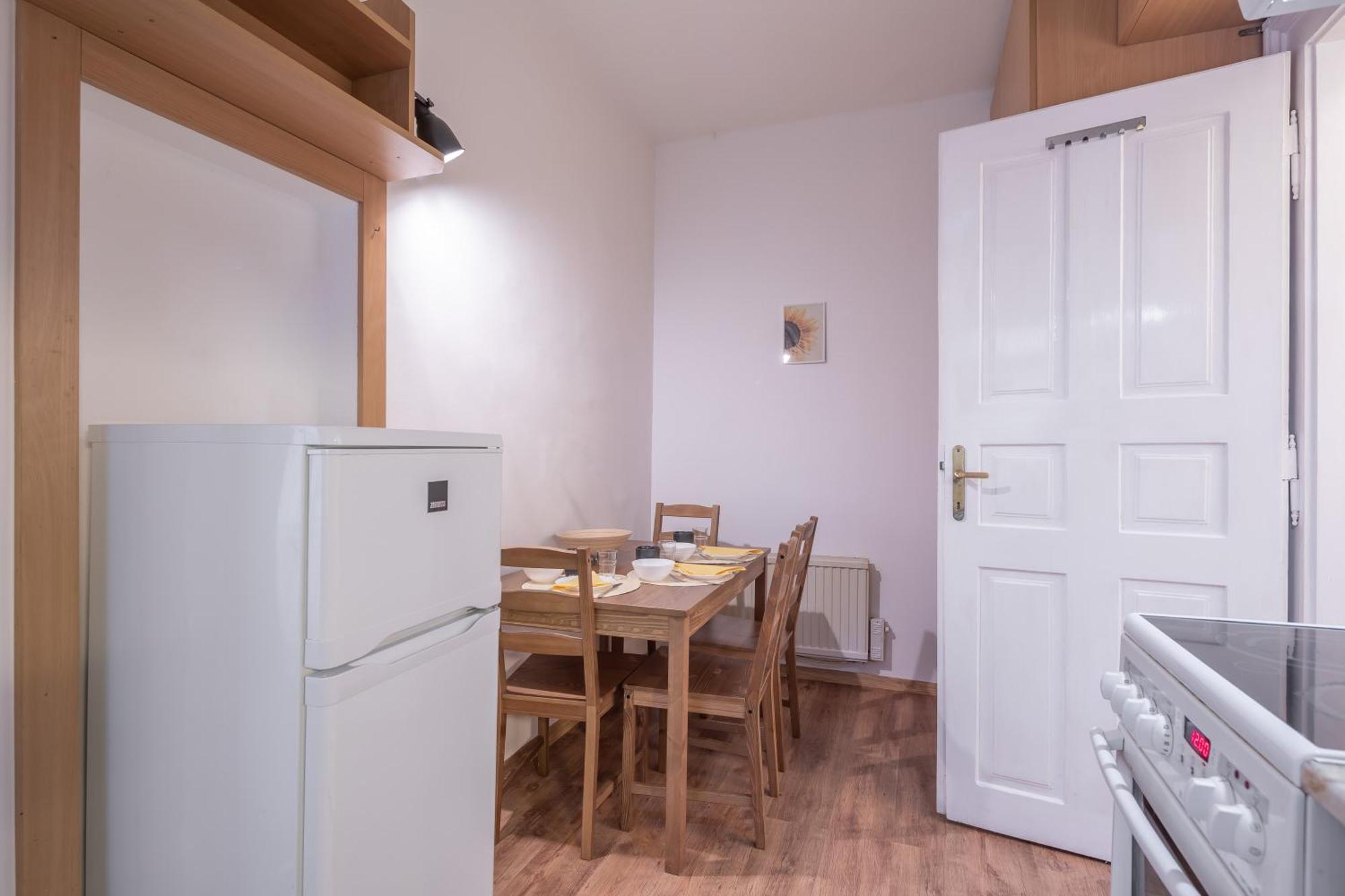 Chic Urban Retreat Bacso Будапешт
