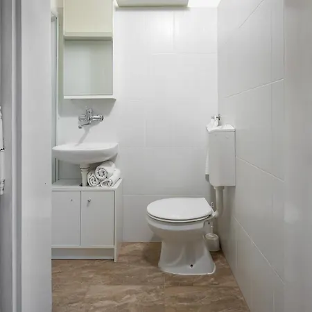 Chic Urban Retreat Bacso Apartment Budapest Exterior photo