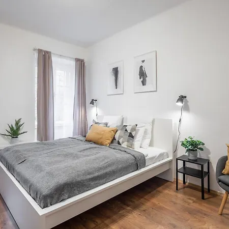 Chic Urban Retreat Bacso Apartment Budapest Exterior photo